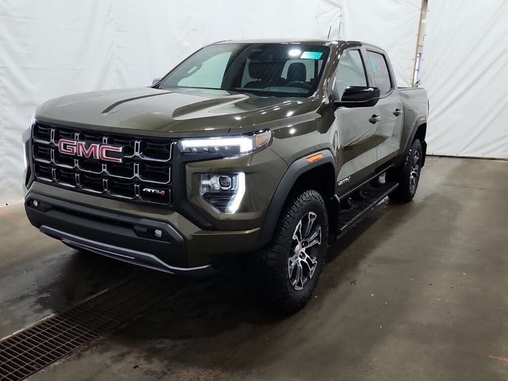 2024 GMC Canyon