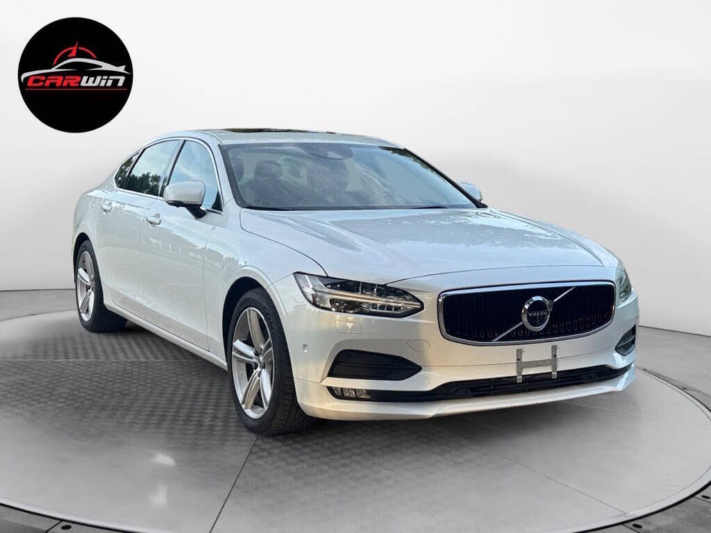 2018 VOLVO S90