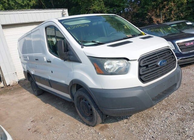 2015 FORD Transit