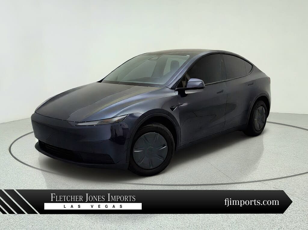 2026 TESLA Model Y