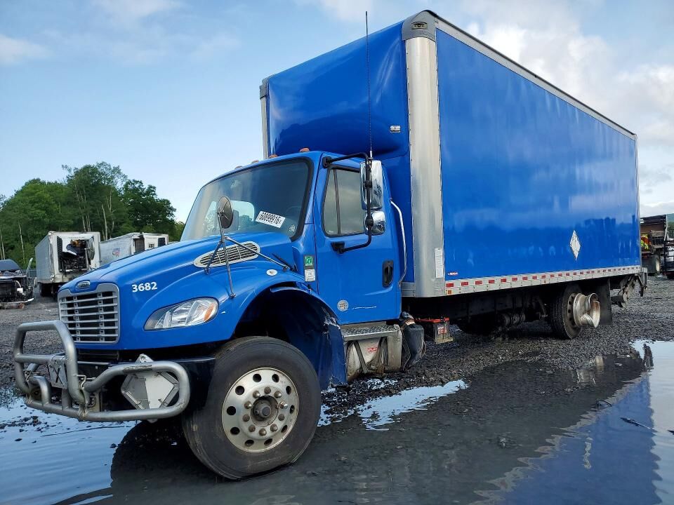 2023 FREIGHTLINER M2