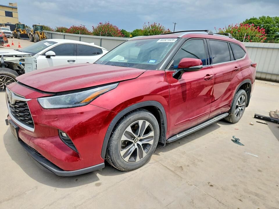 2021 TOYOTA Highlander
