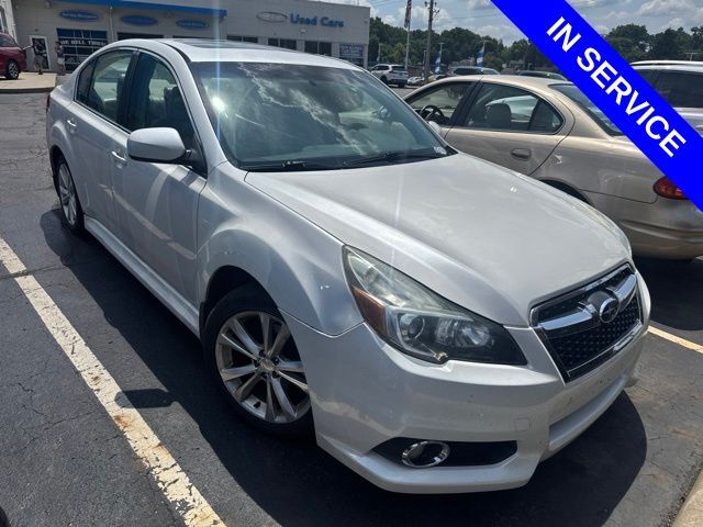 2014 SUBARU Legacy