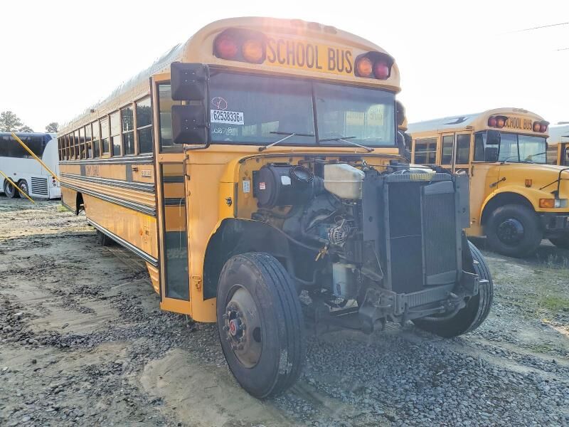 1997 INTERNATIONAL 3800