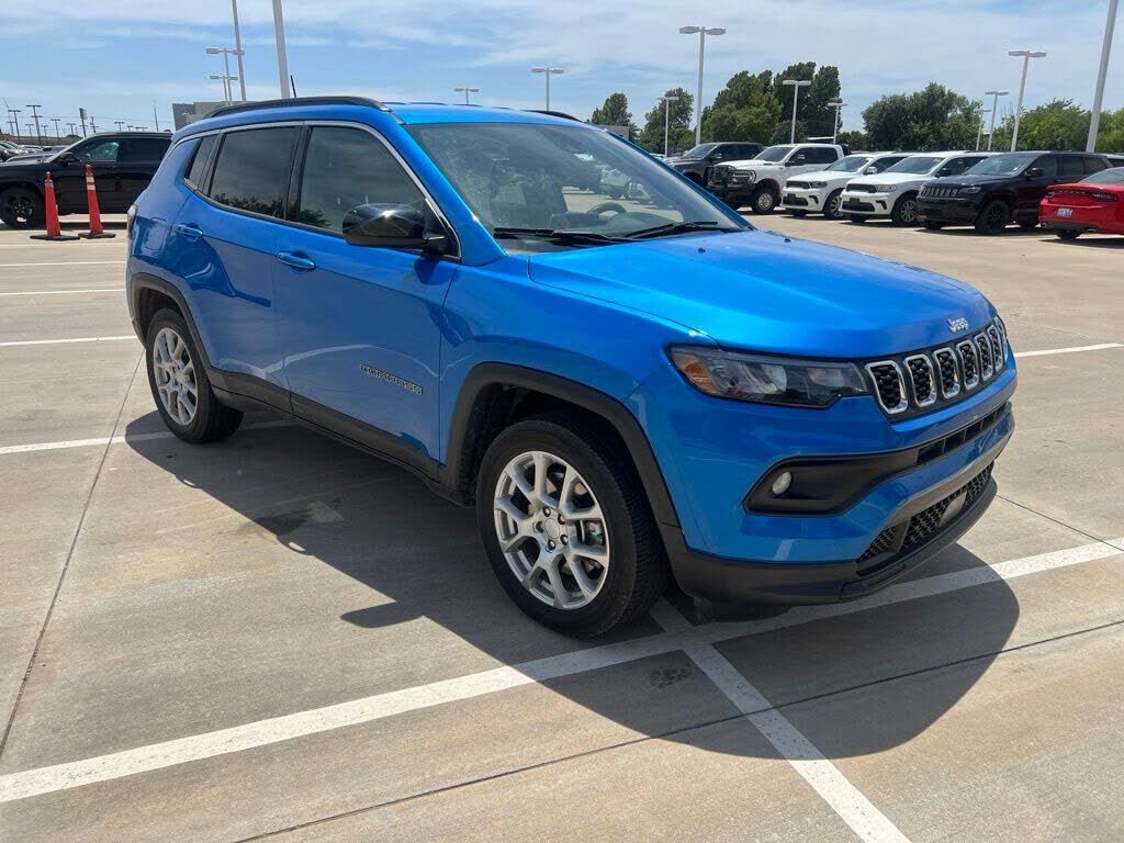 2024 JEEP Compass