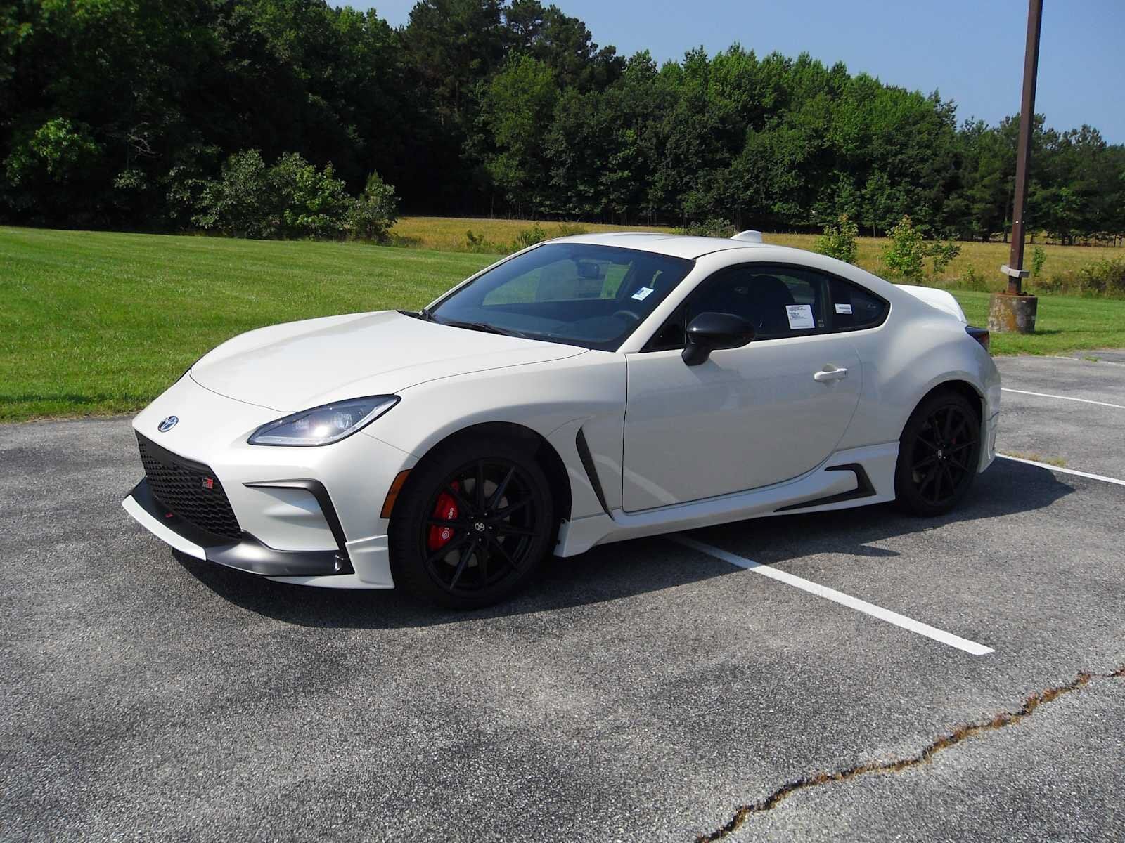 2026 TOYOTA GR86