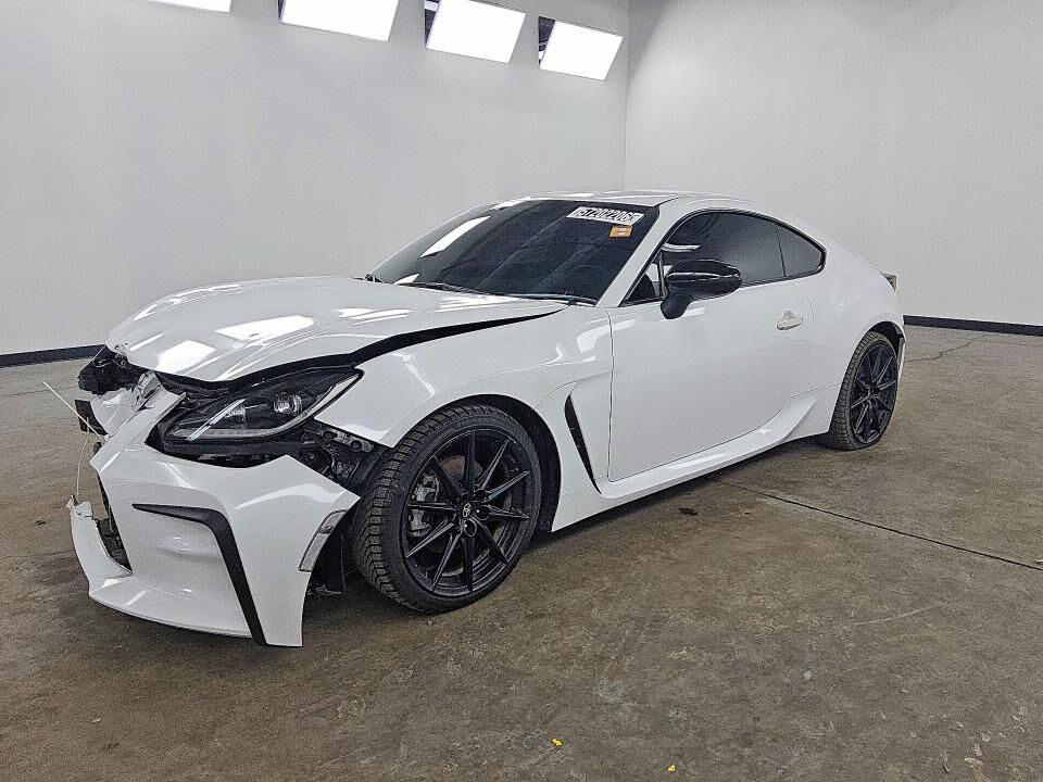 2025 TOYOTA GR86