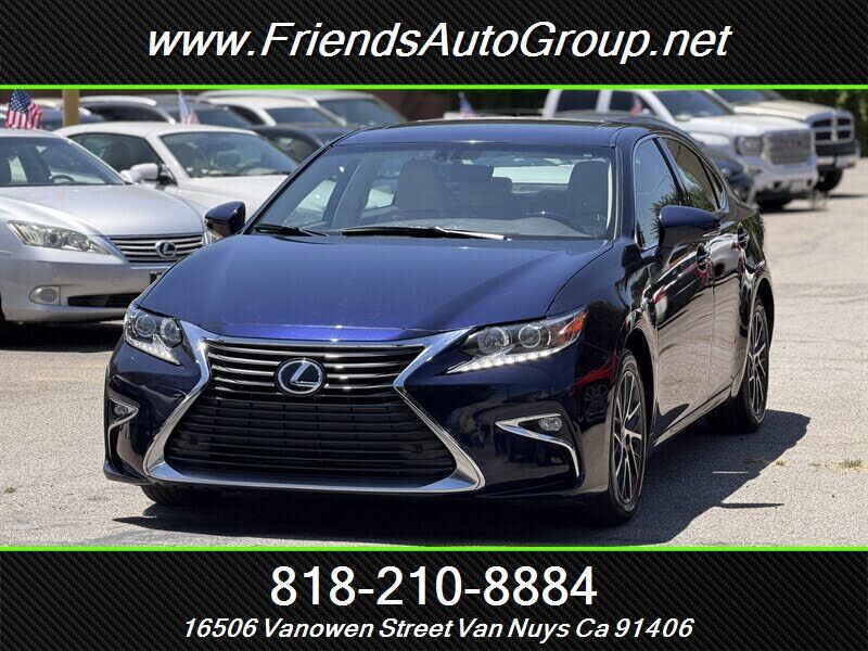 2016 LEXUS ES