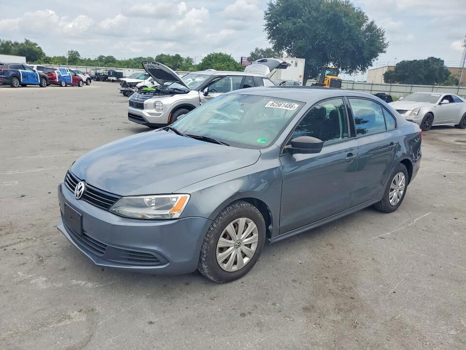 2011 VOLKSWAGEN Jetta