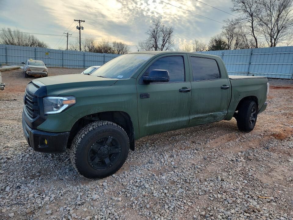 2018 TOYOTA Tundra