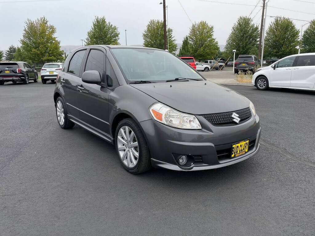 2012 SUZUKI SX4