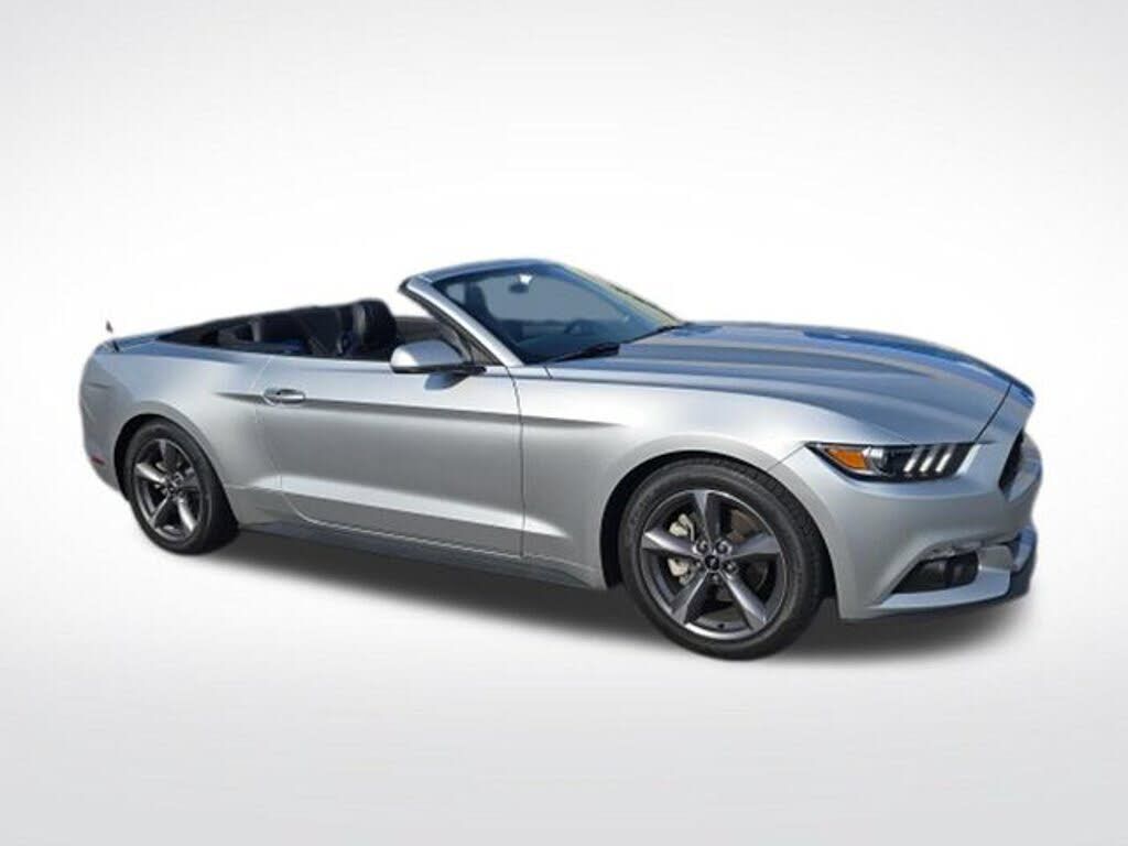 2017 FORD Mustang