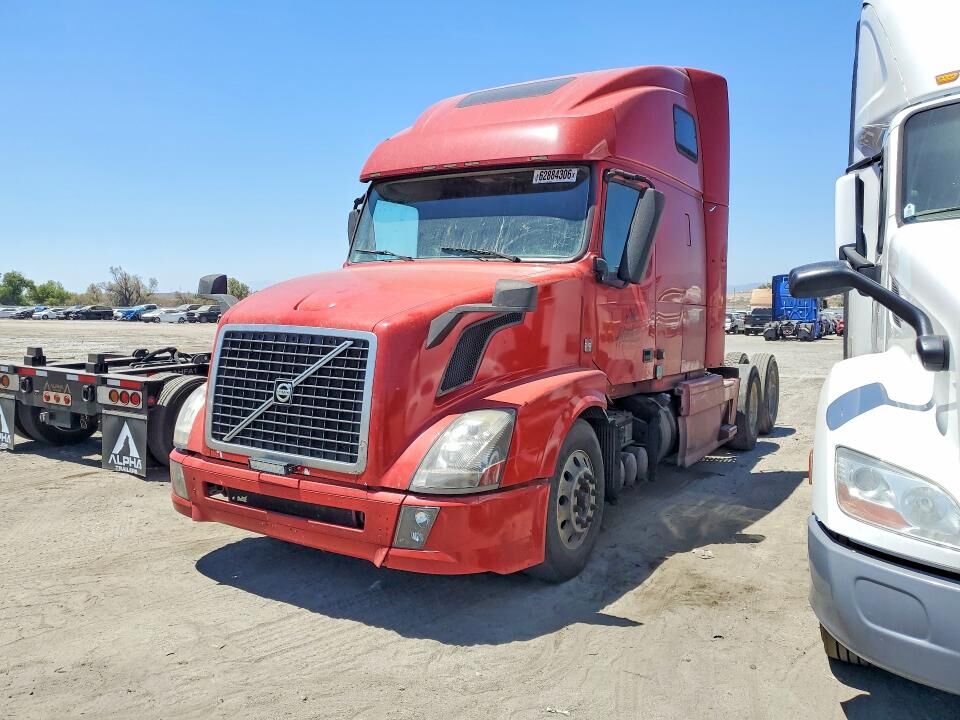 2016 VOLVO TRUCK VNL