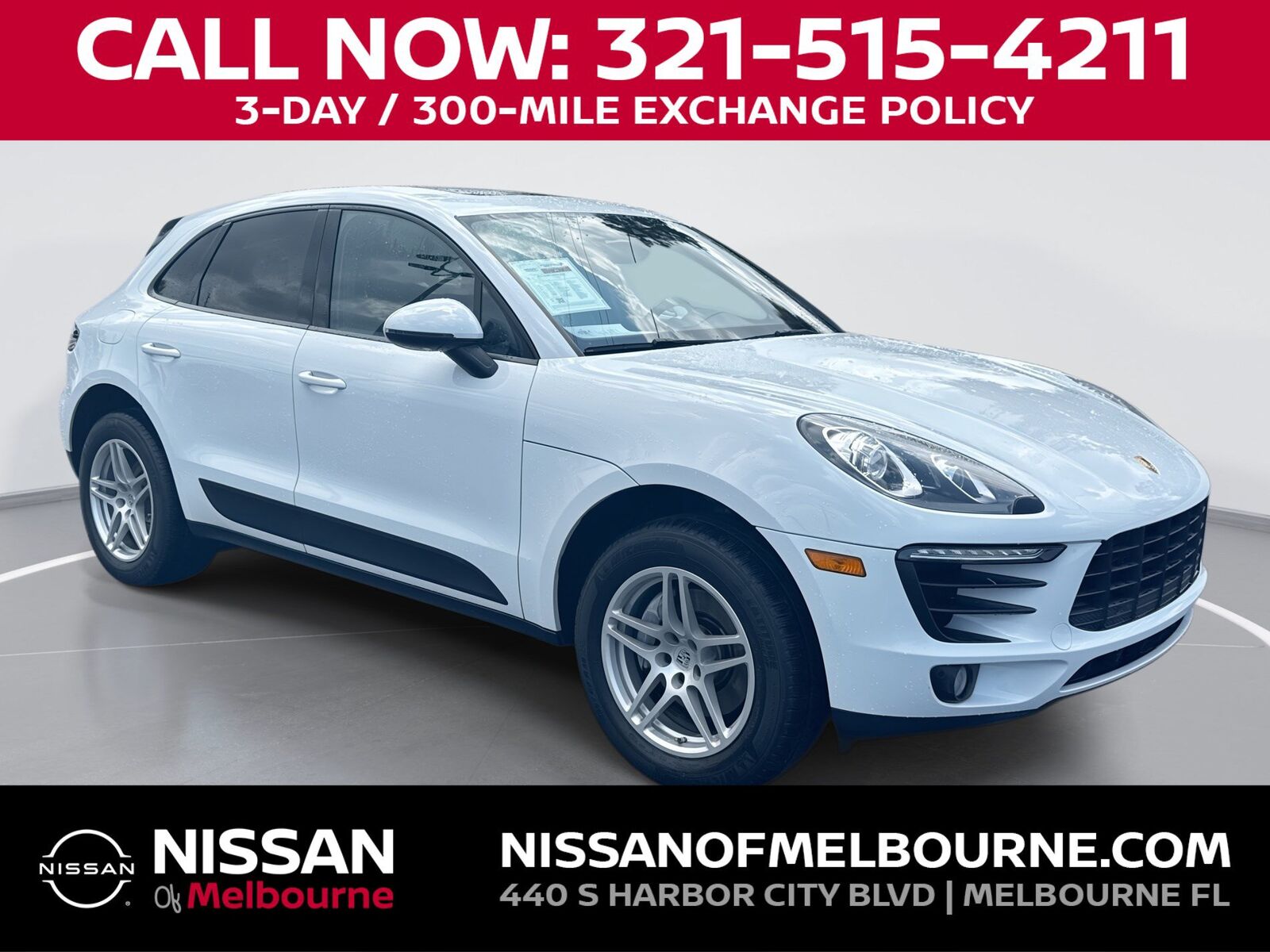 2017 PORSCHE Macan