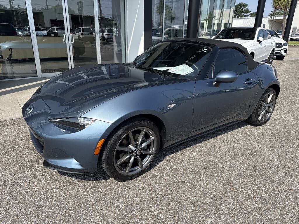 2017 MAZDA MX-5