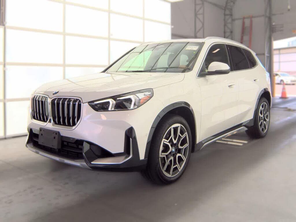 2025 BMW X1