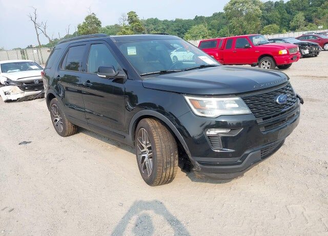 2018 FORD Explorer