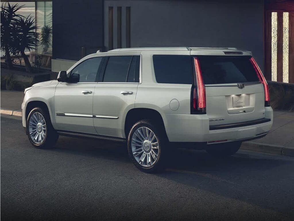 2020 CADILLAC Escalade ESV