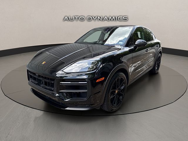 2024 PORSCHE Cayenne