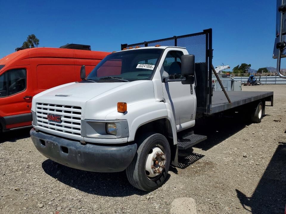 2005 GMC C5