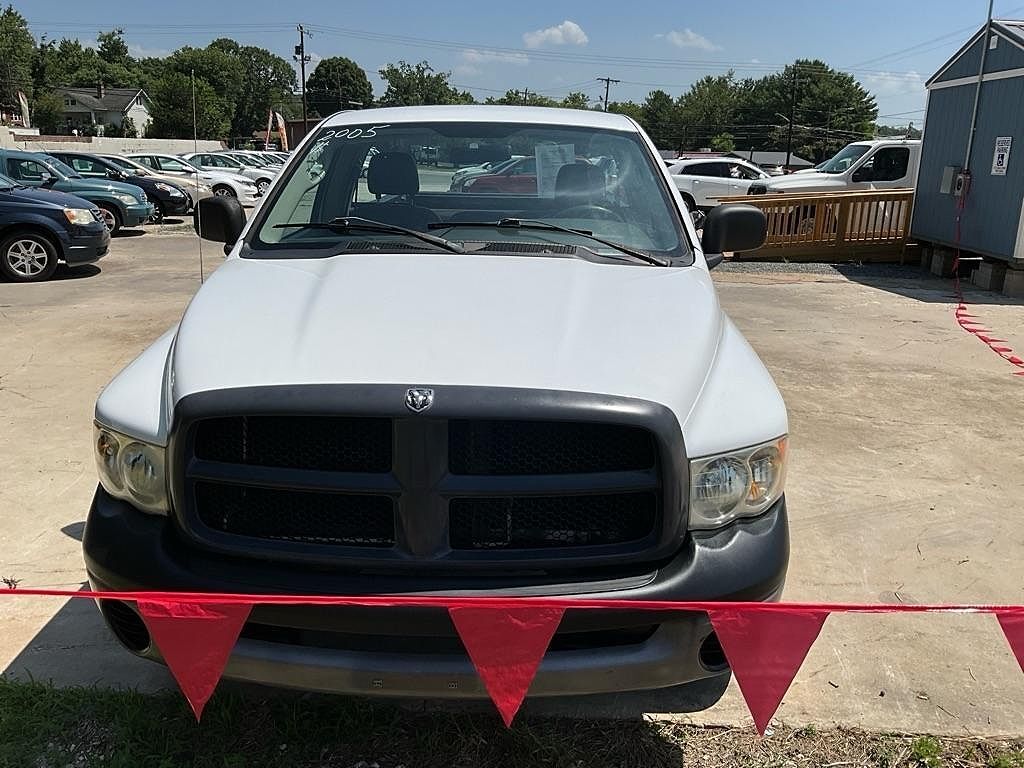 2005 DODGE Ram