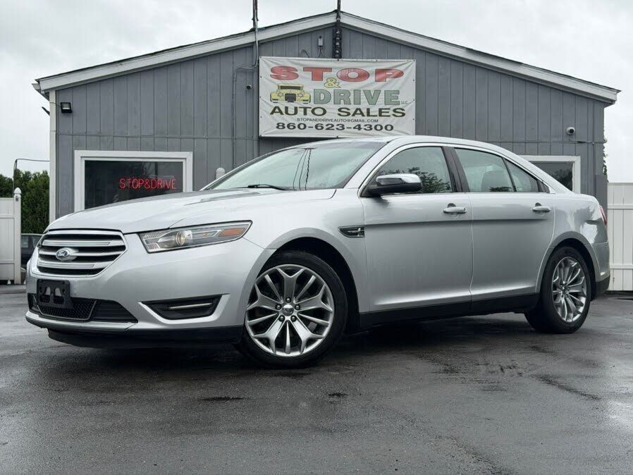 2013 FORD Taurus