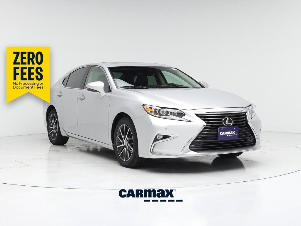 2017 LEXUS ES