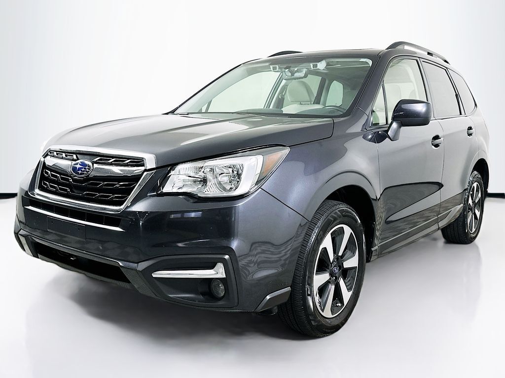 2017 SUBARU Forester