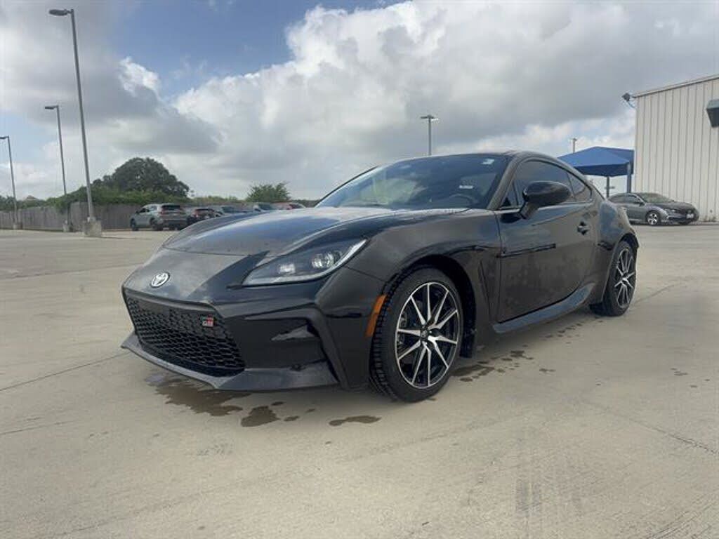 2022 TOYOTA GR86