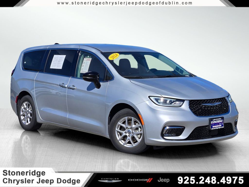 2024 CHRYSLER Pacifica