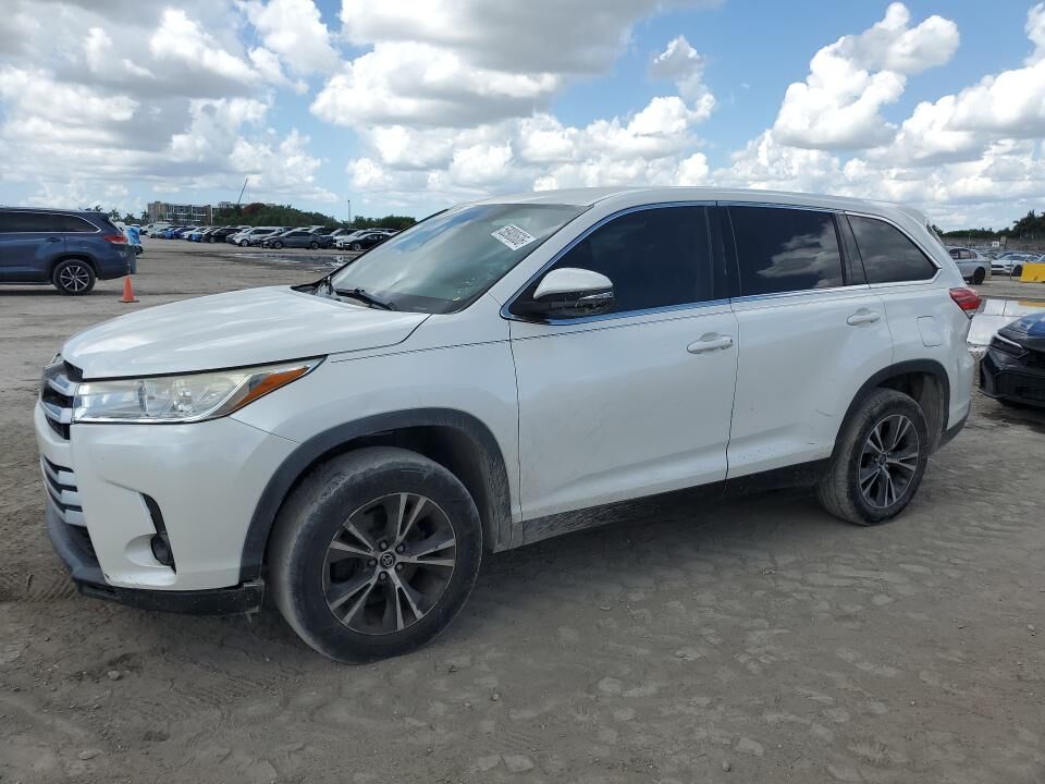 2019 TOYOTA Highlander