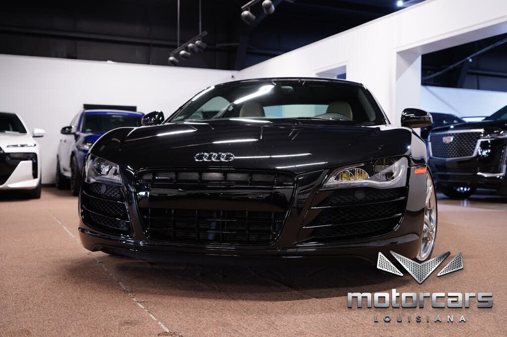 2011 AUDI R8