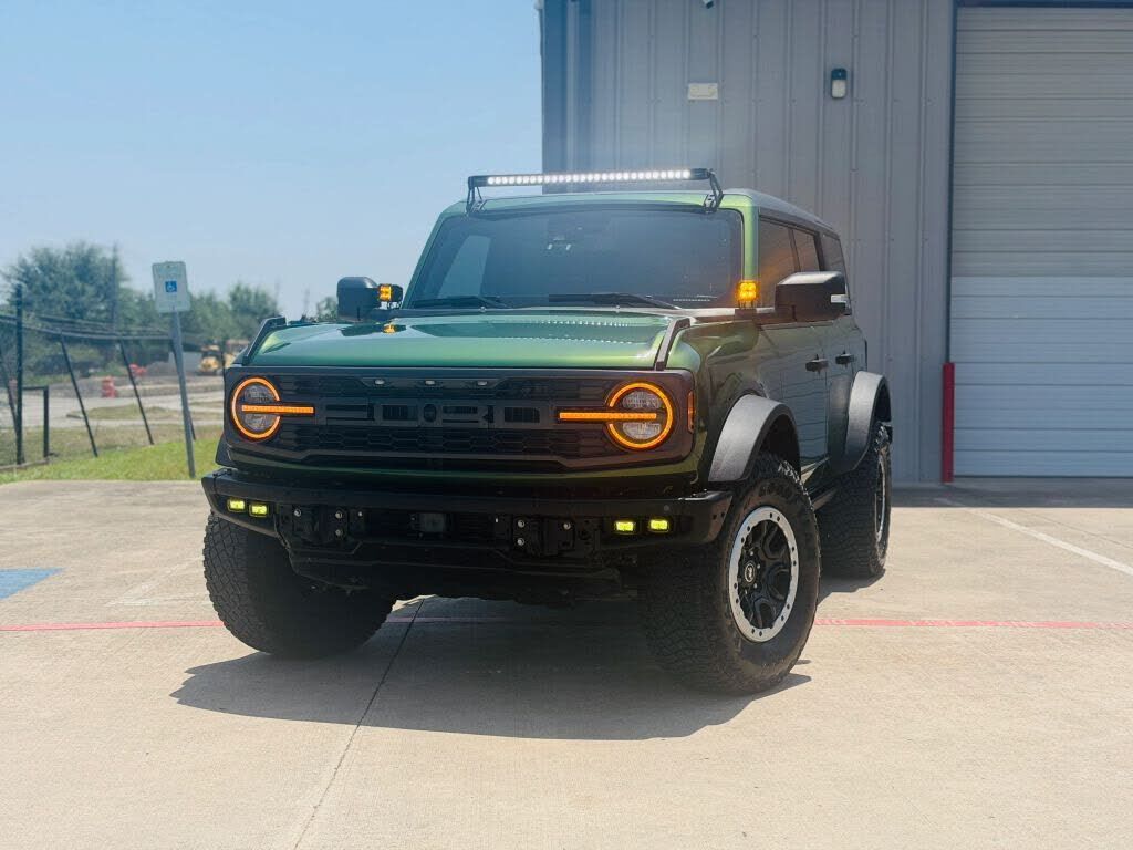 2023 FORD Bronco