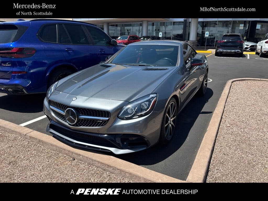 2017 MERCEDES-BENZ SLC-Class