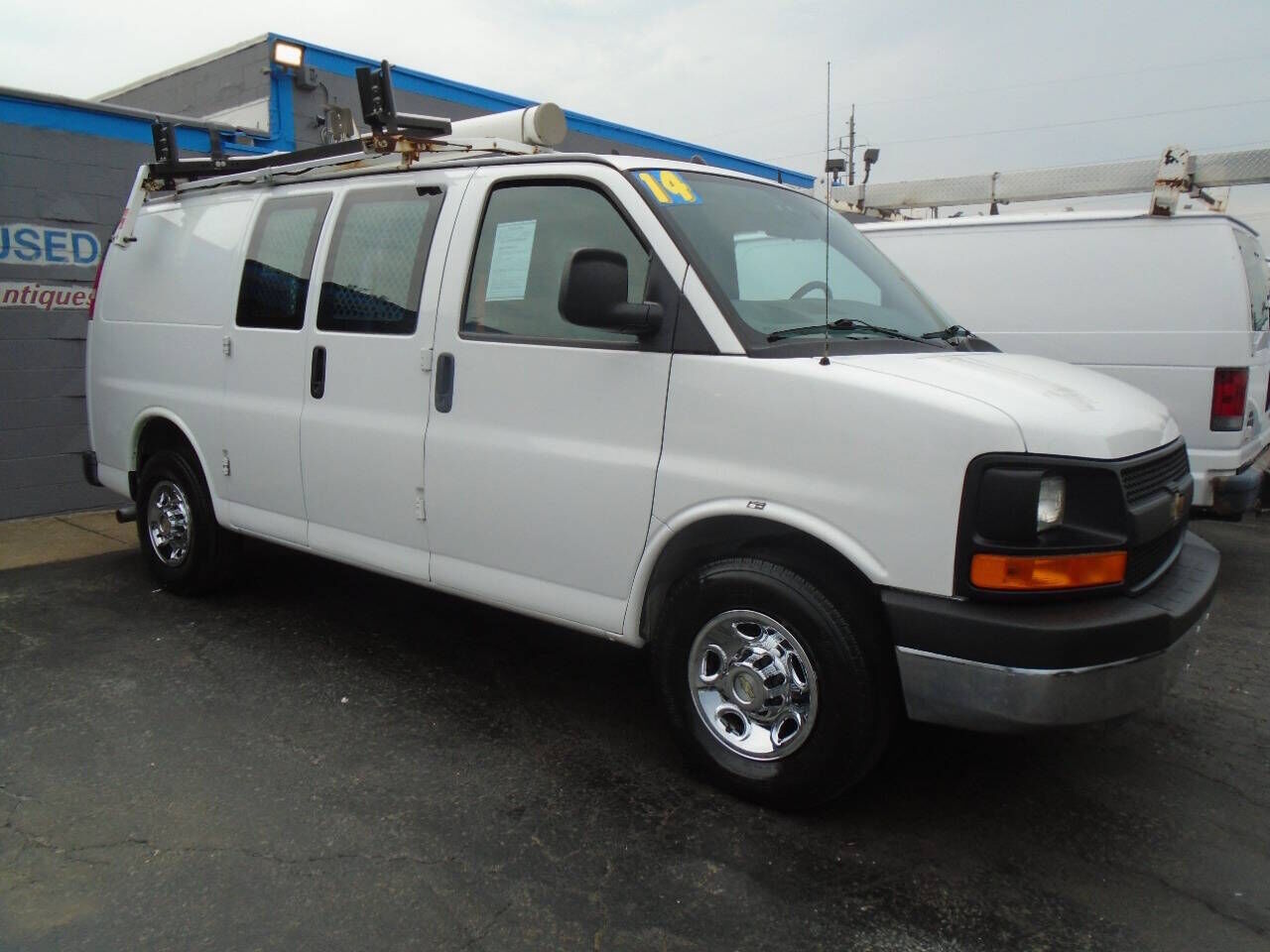 2014 CHEVROLET Express