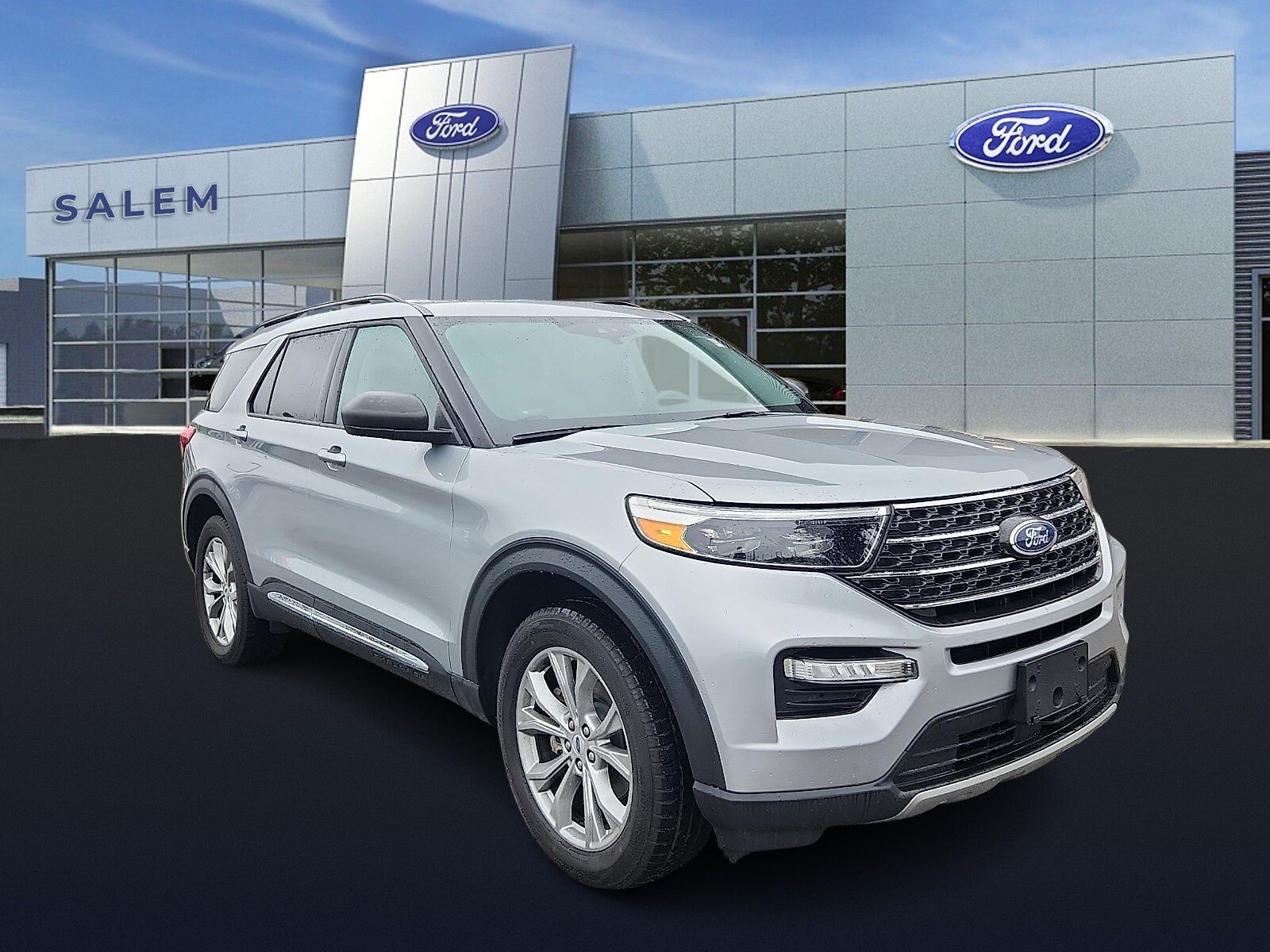 2023 FORD Explorer