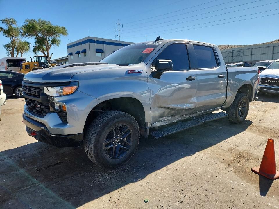 2025 CHEVROLET Silverado