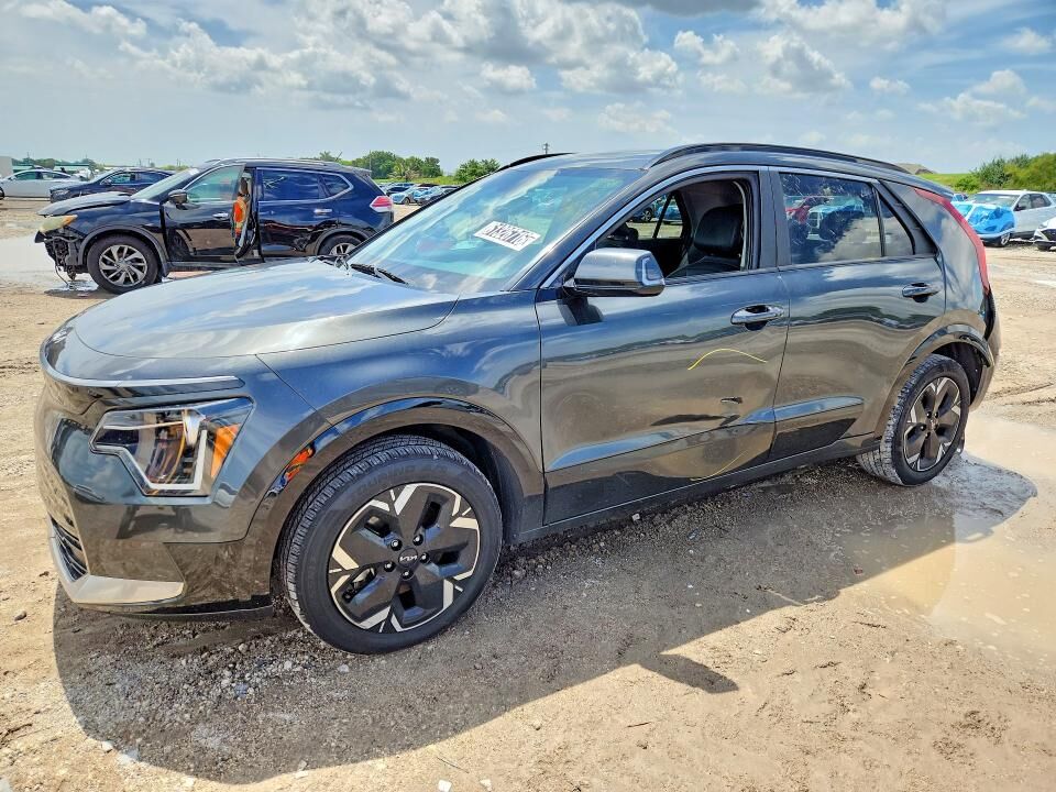 2024 KIA Niro