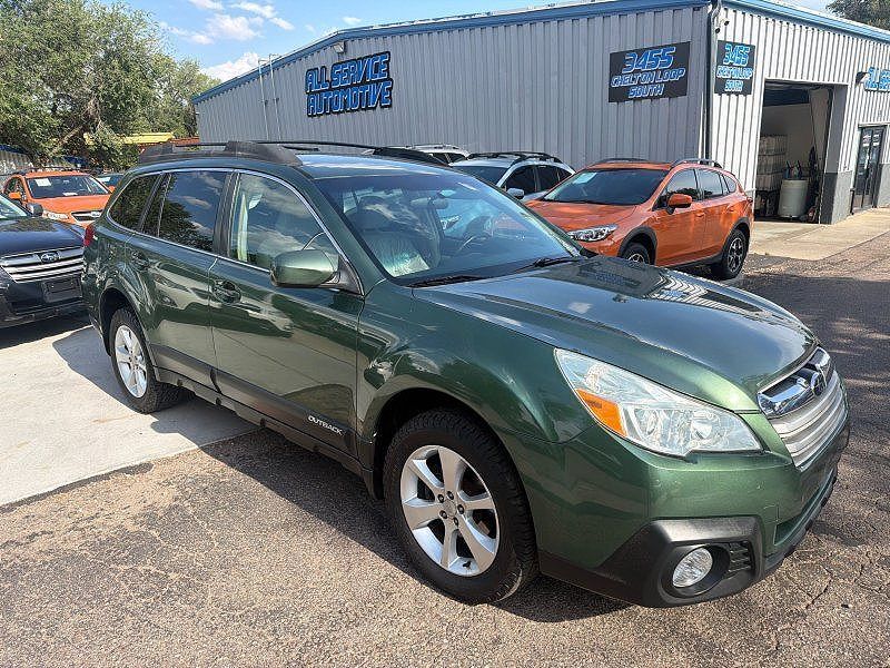 2013 SUBARU Outback