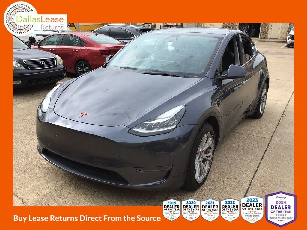 2022 TESLA Model Y