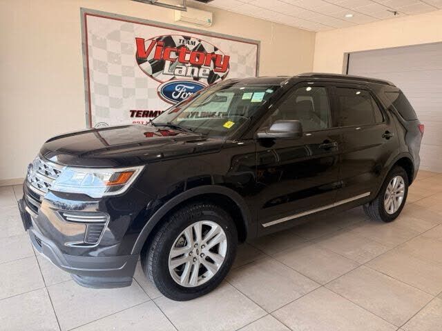 2019 FORD Explorer
