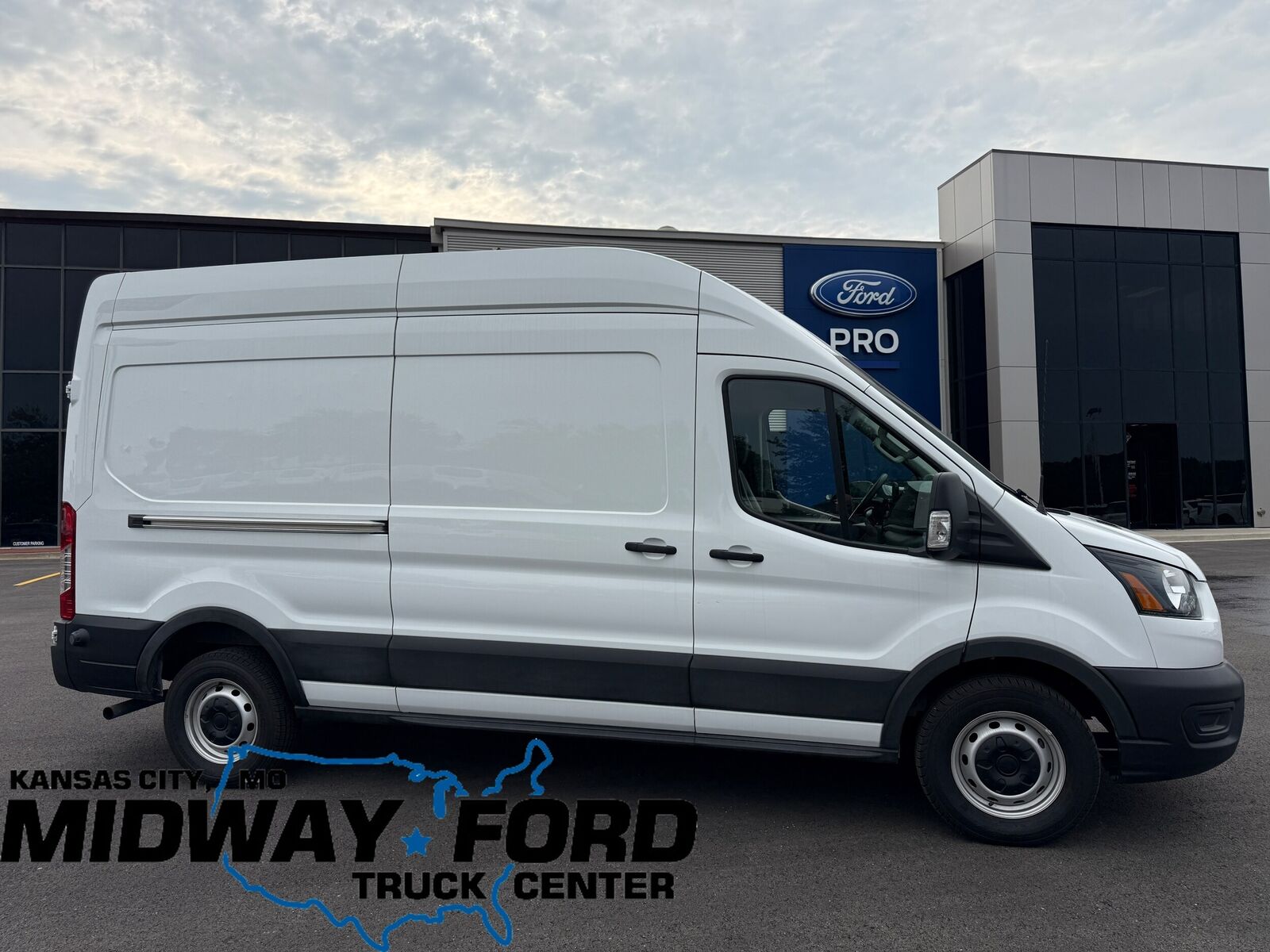 2023 FORD Transit