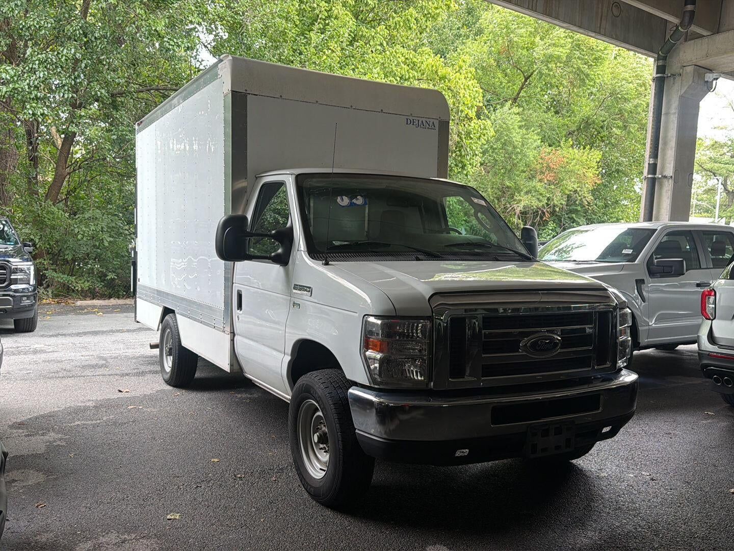 2019 FORD E-350