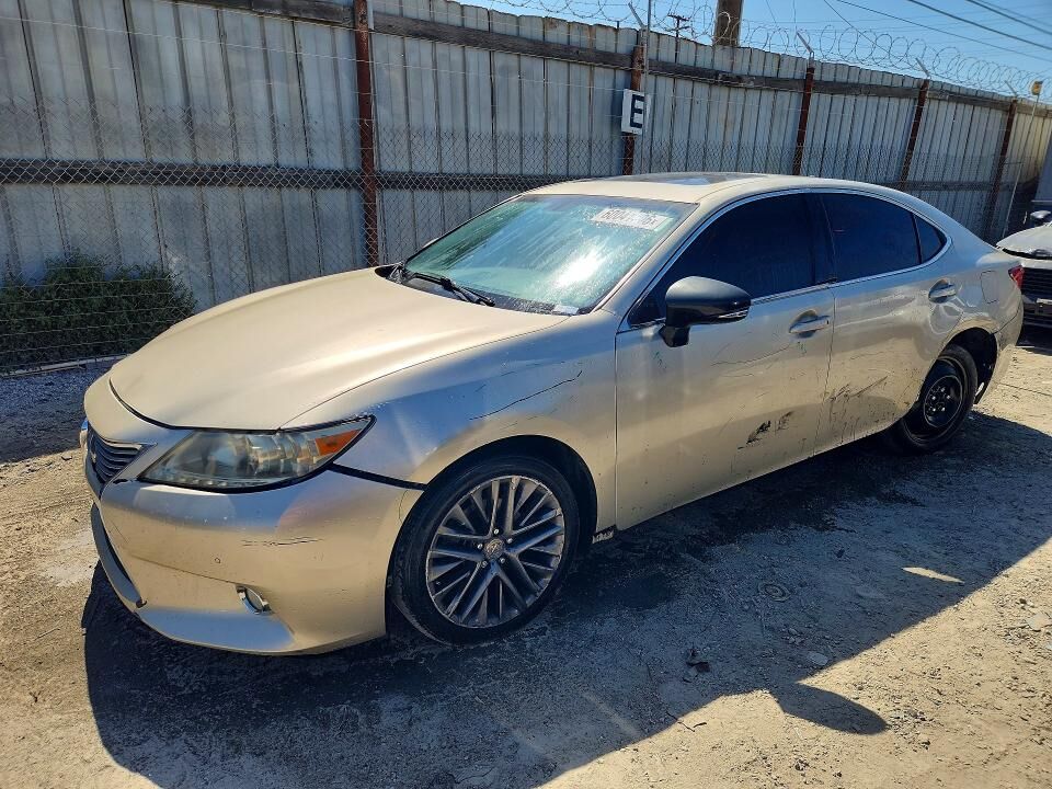 2013 LEXUS ES