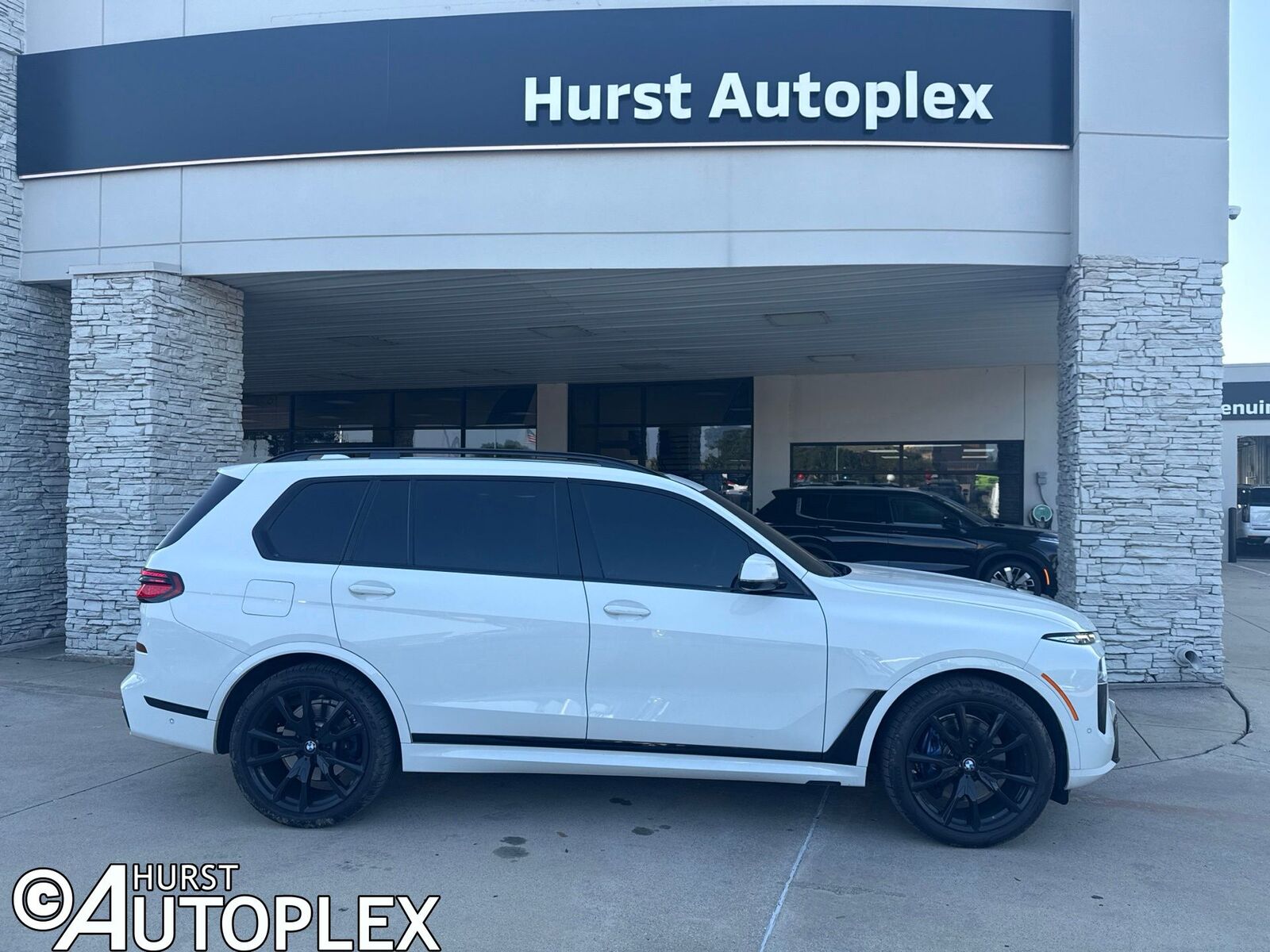 2023 BMW X7