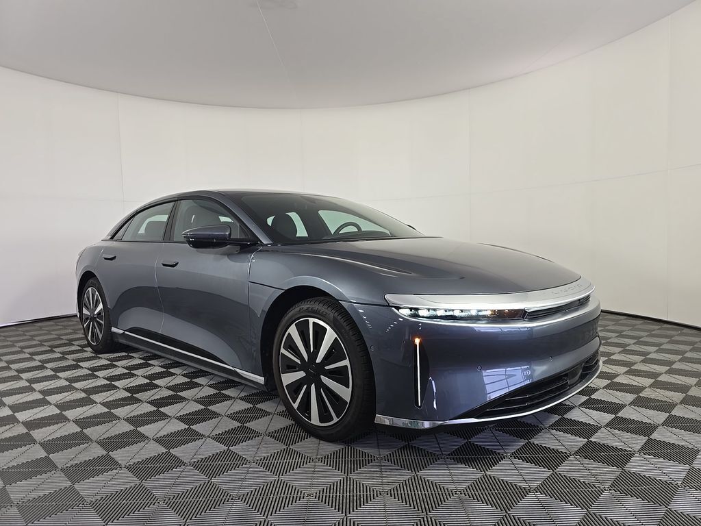 2025 LUCID Air