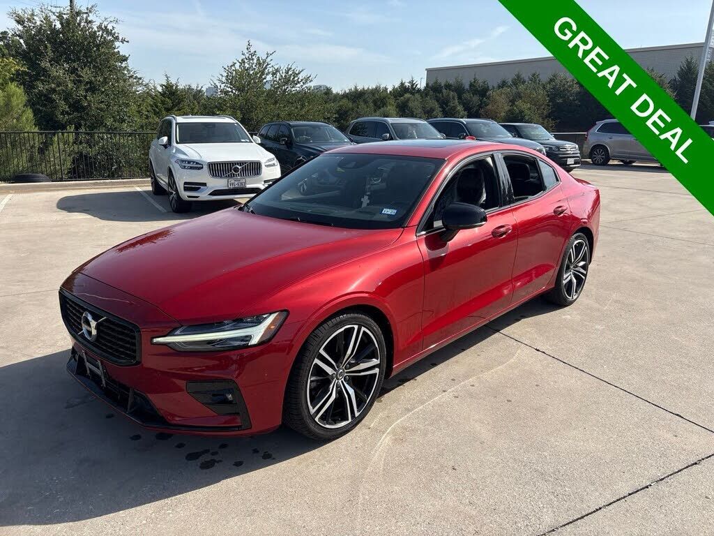 2021 VOLVO S60