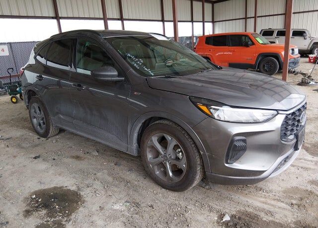 2024 FORD Escape
