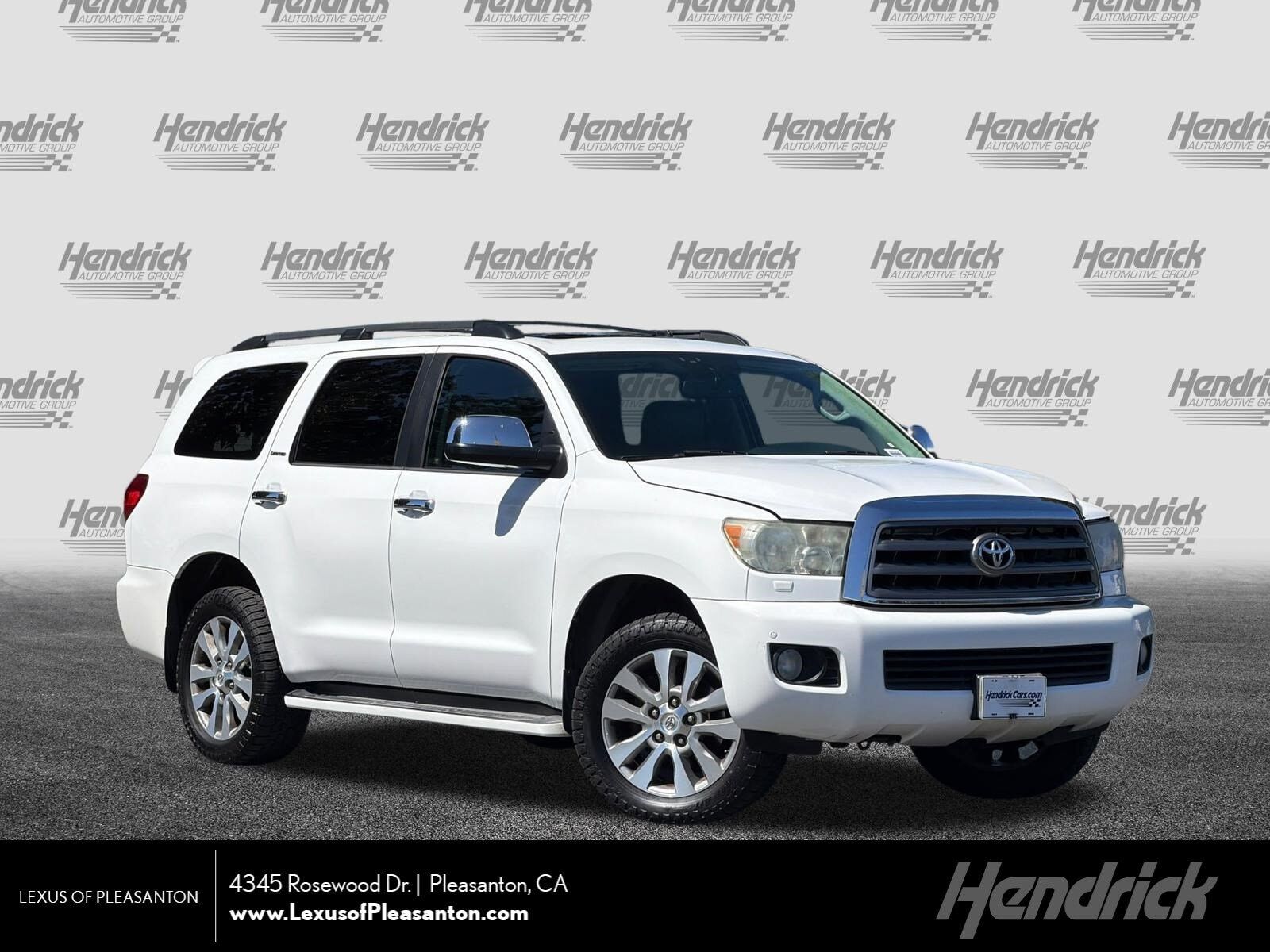 2014 TOYOTA Sequoia