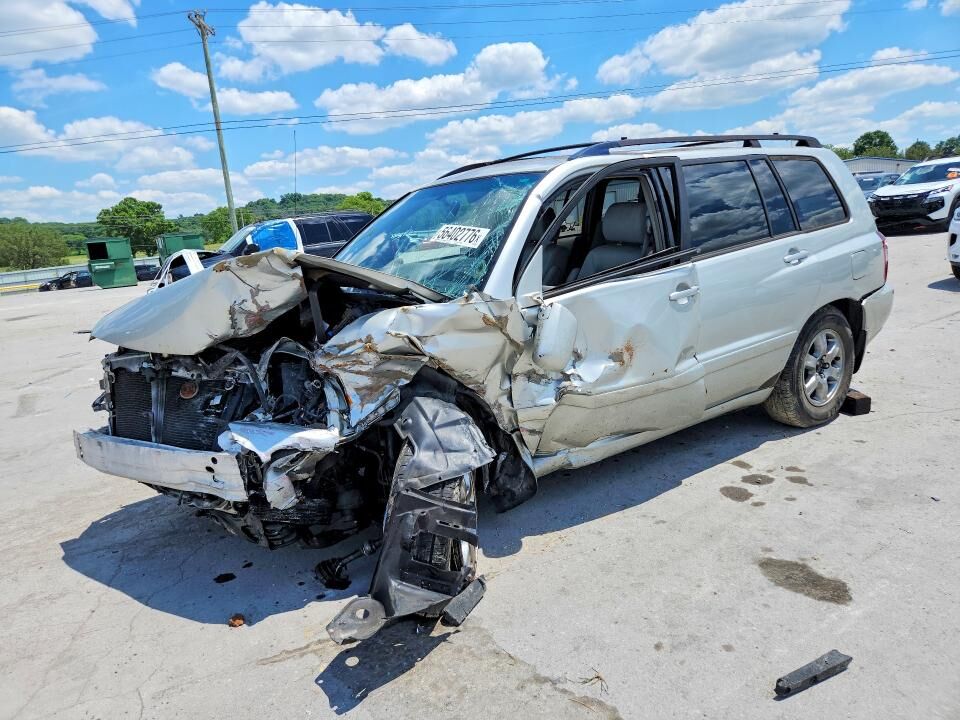 2004 TOYOTA Highlander